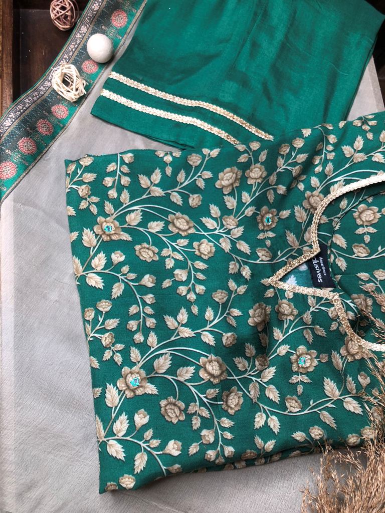Readymade Printed Suit
