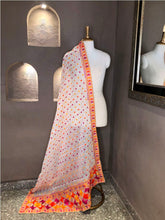 गैलरी व्यूवर में इमेज लोड करें, Phulkari Dupatta
