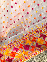 गैलरी व्यूवर में इमेज लोड करें, Phulkari Dupatta
