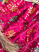 गैलरी व्यूवर में इमेज लोड करें, Phulkari Dupatta
