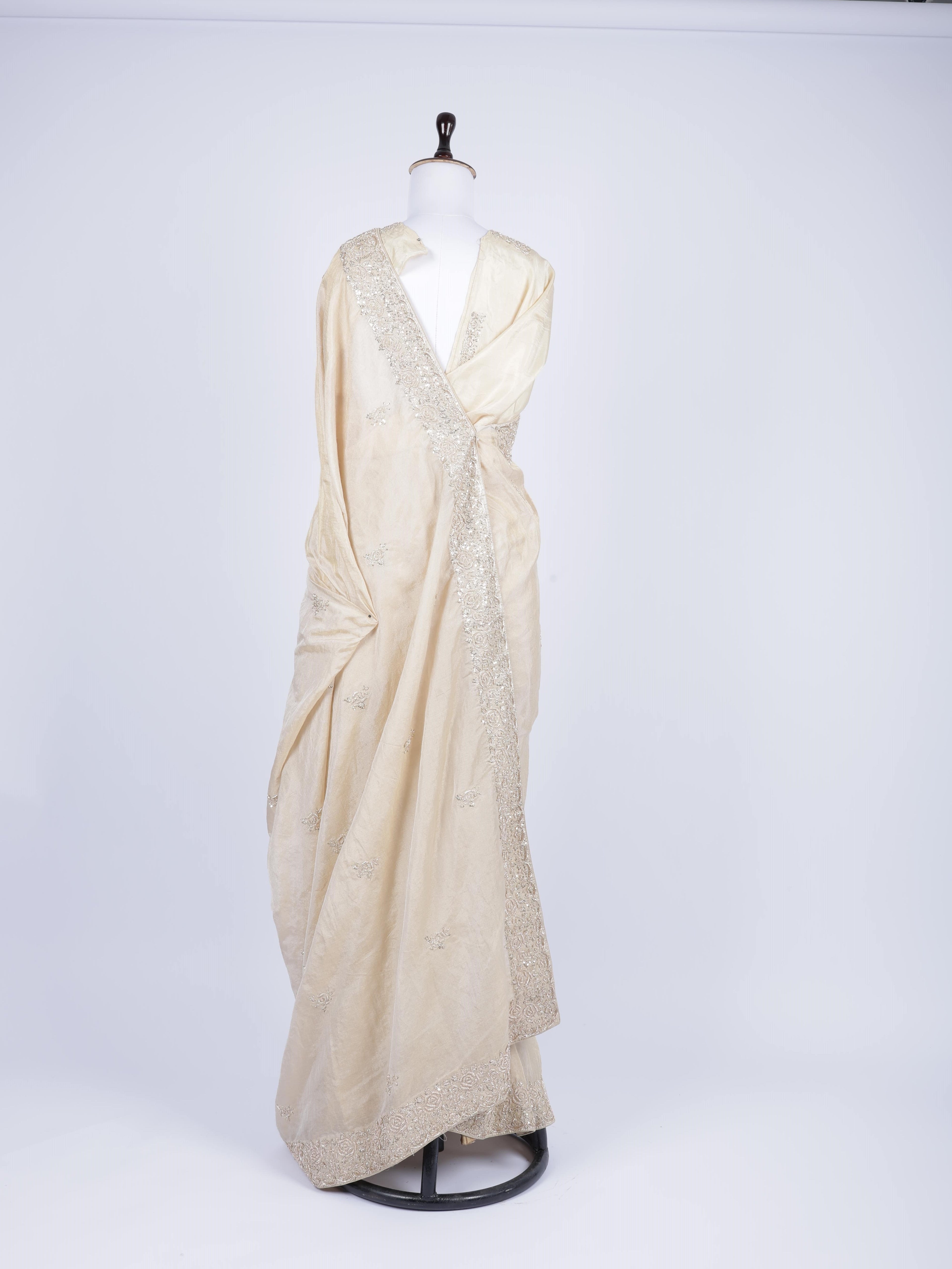 Ivory / Off-White Saree