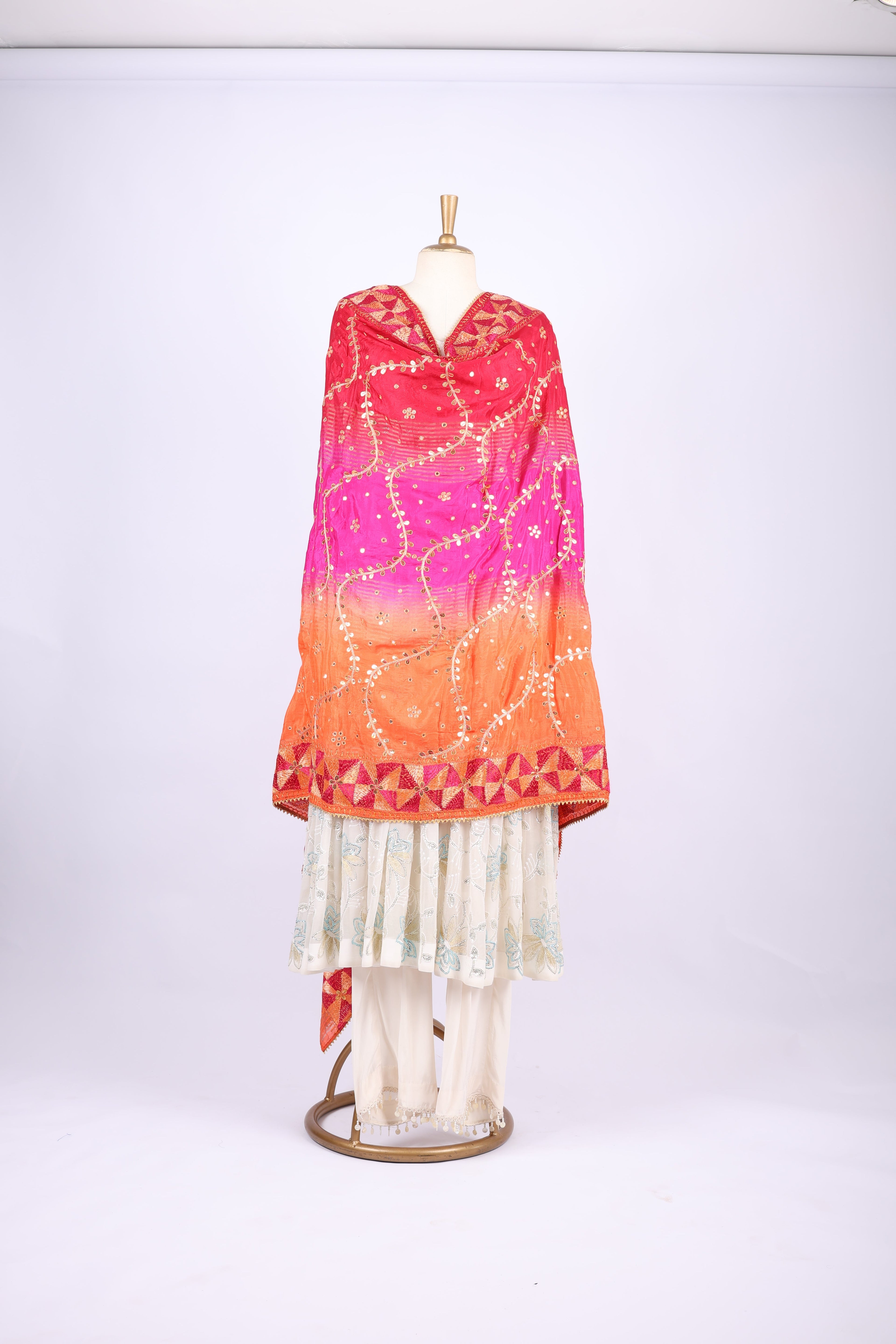 Pink–Orange Ombre dupatta
