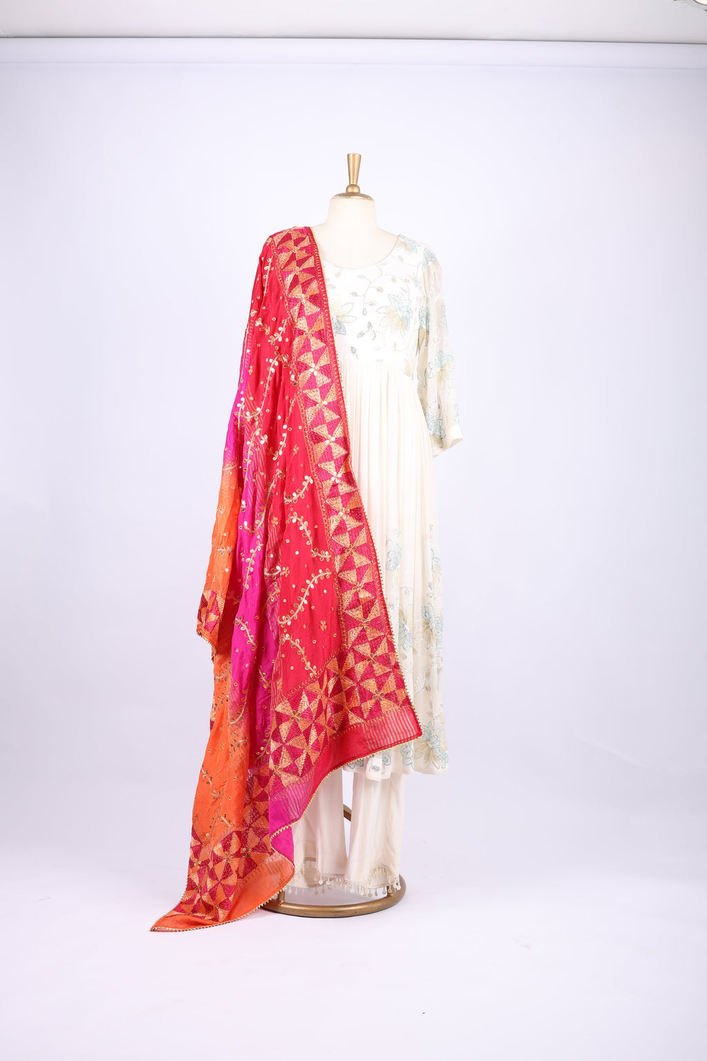 Pink–Orange Ombre dupatta
