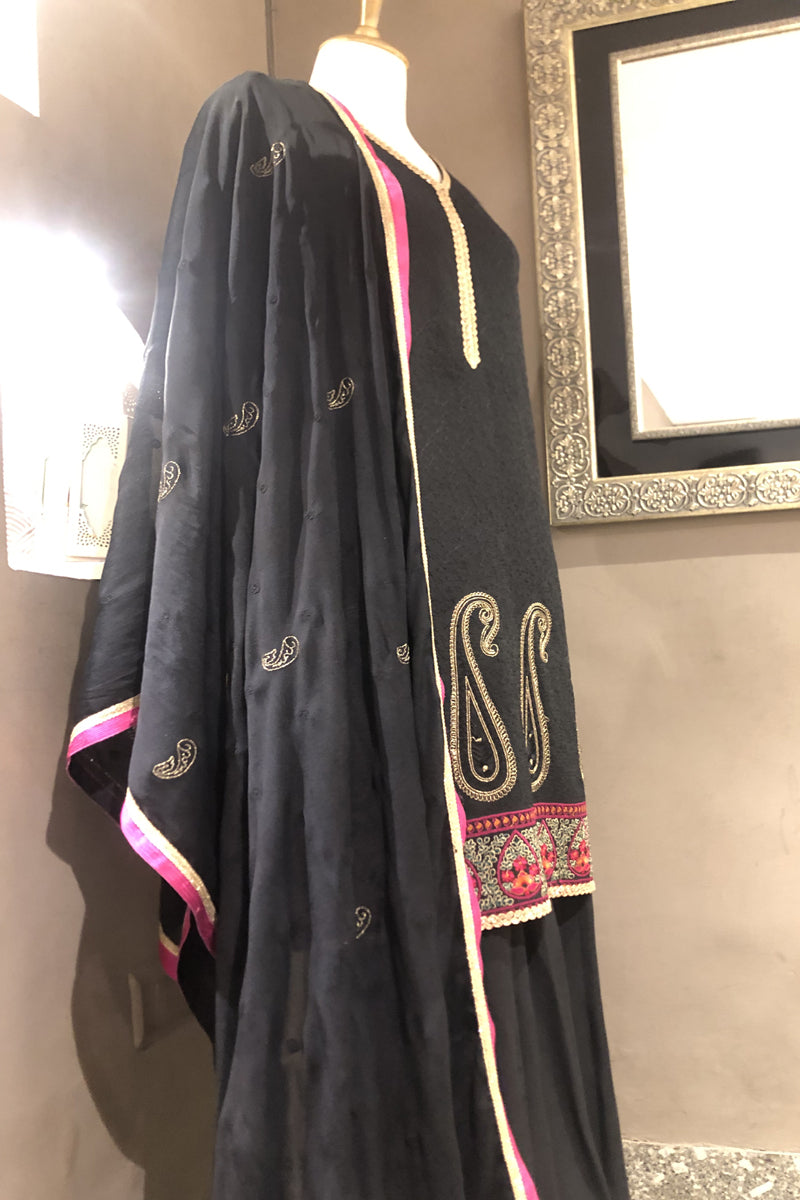 Readymade Crepe Suit