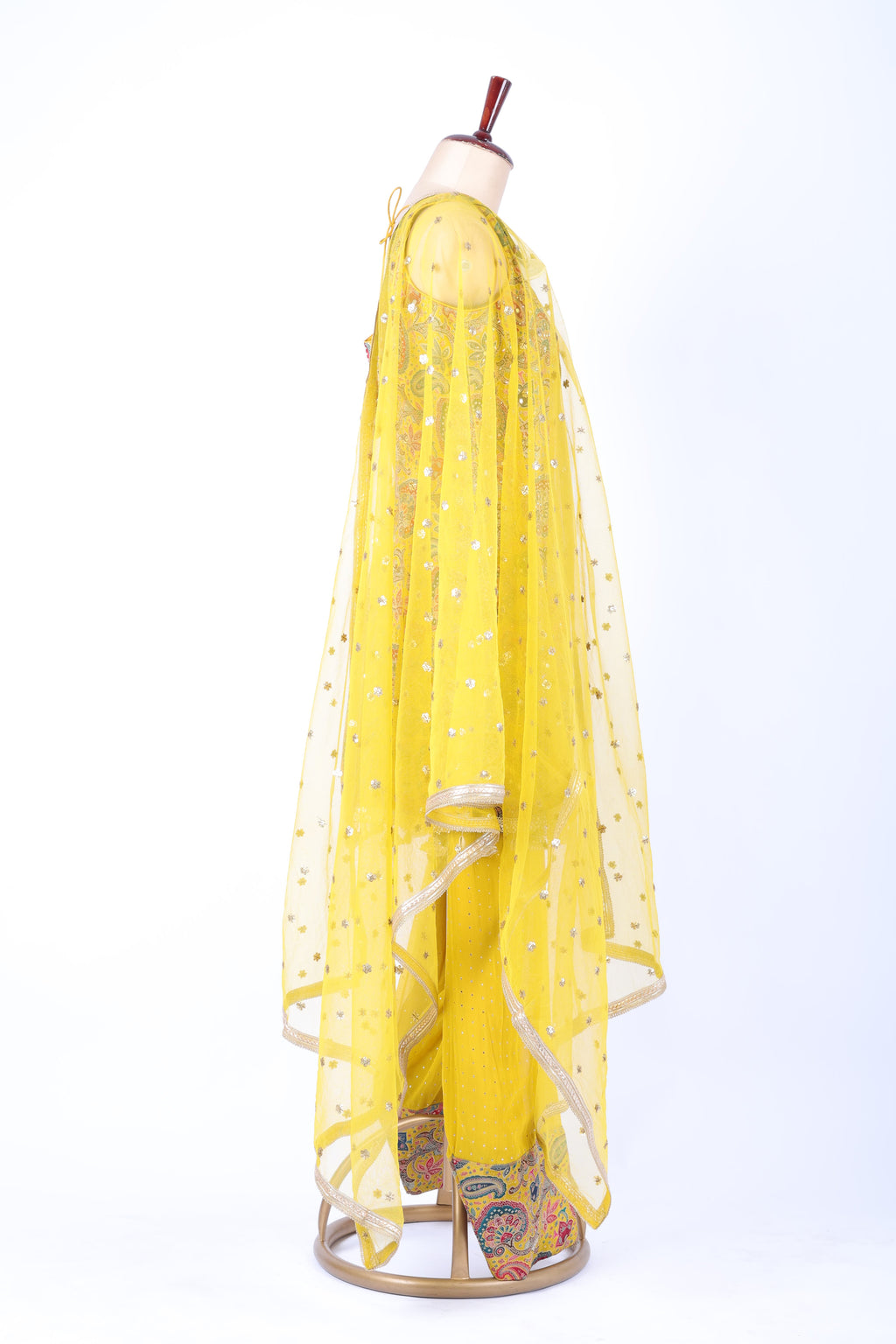 Yellow printed straight set