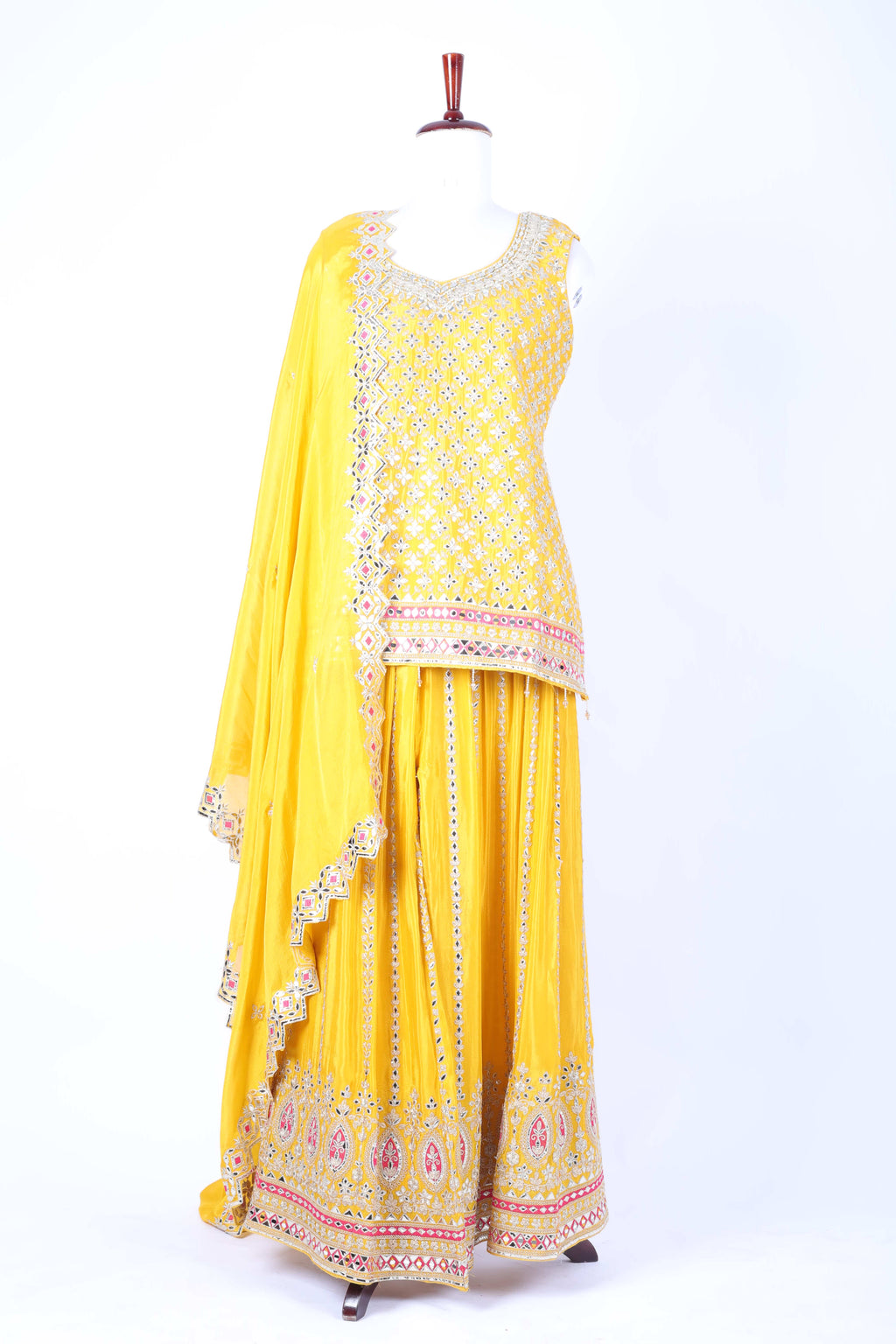 Sunny yellow embroidered straight SET