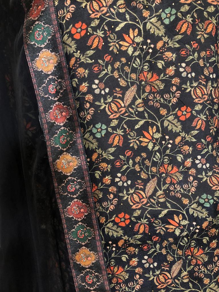 Readymade Printed Suit