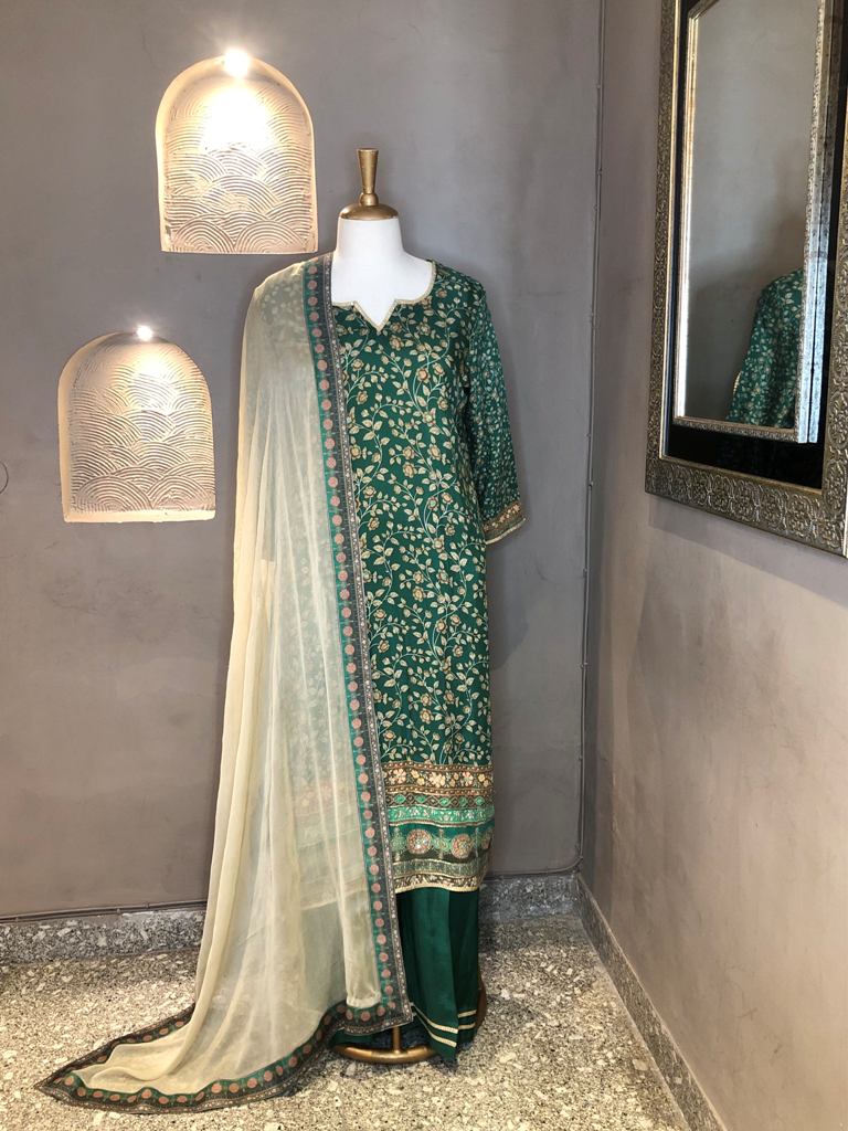 Readymade Printed Suit