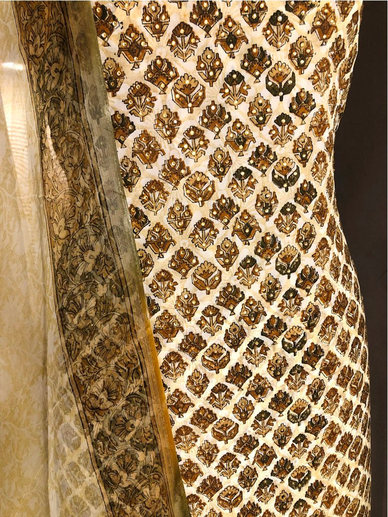 Printed Crepe Unstitched Suit
