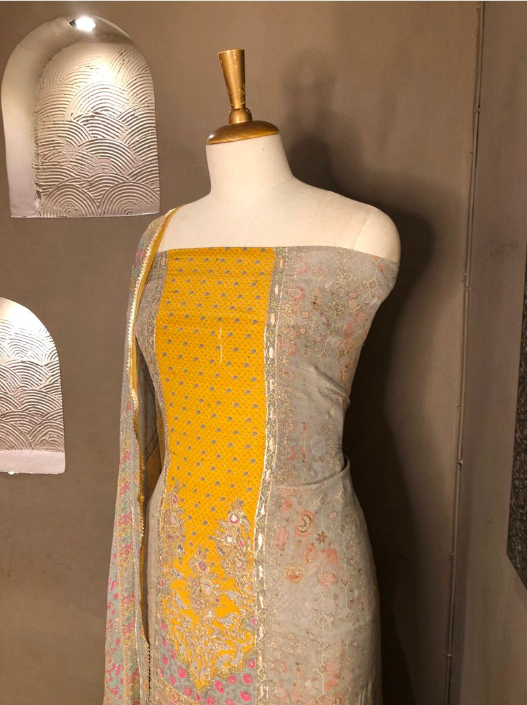 Printed Crepe Unstitched Suit