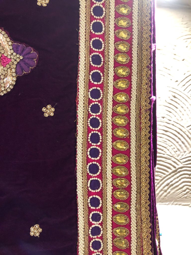 Velvet Odhni