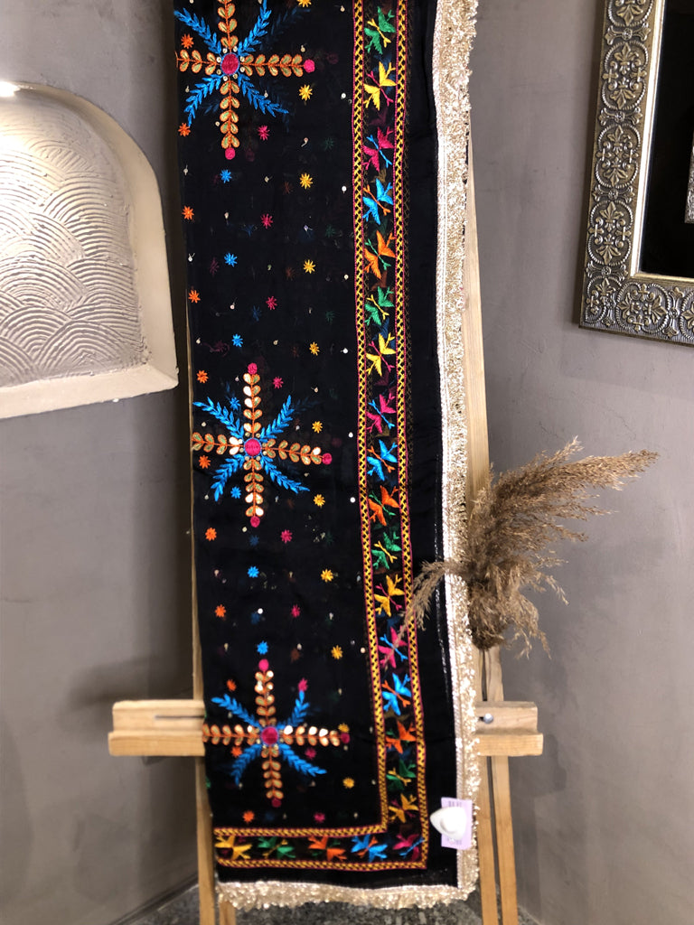 Phulkari Dupatta With Gotta Patti