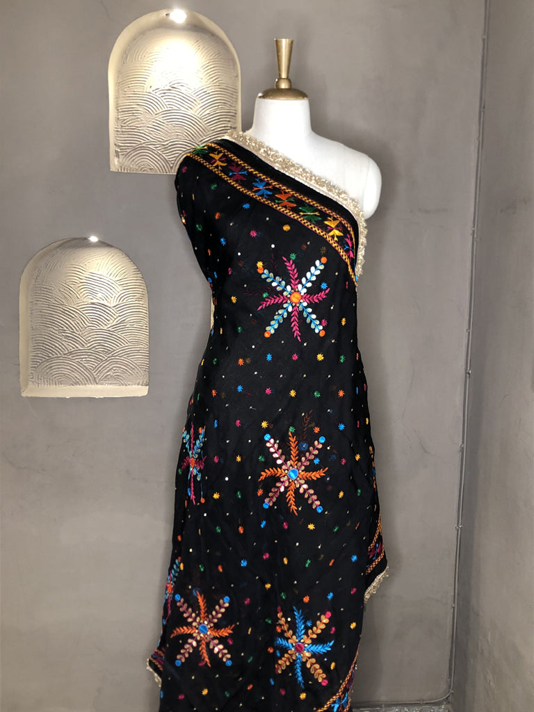 Phulkari Dupatta With Gotta Patti
