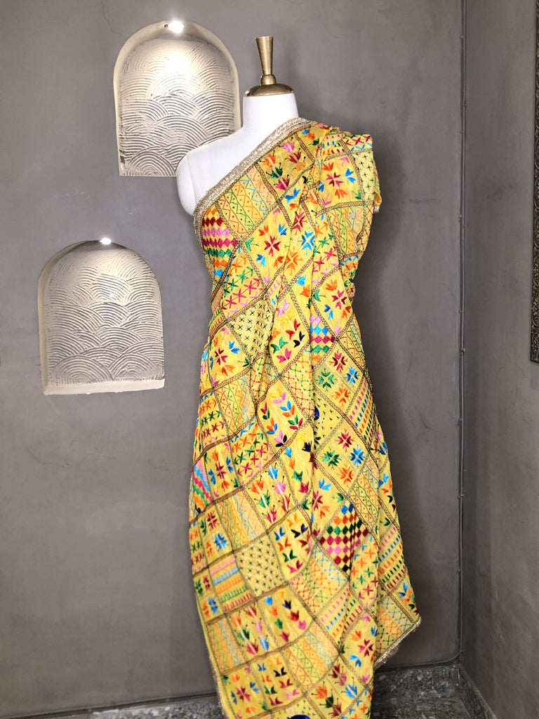 Bawan Bagh Phulkari Dupatta