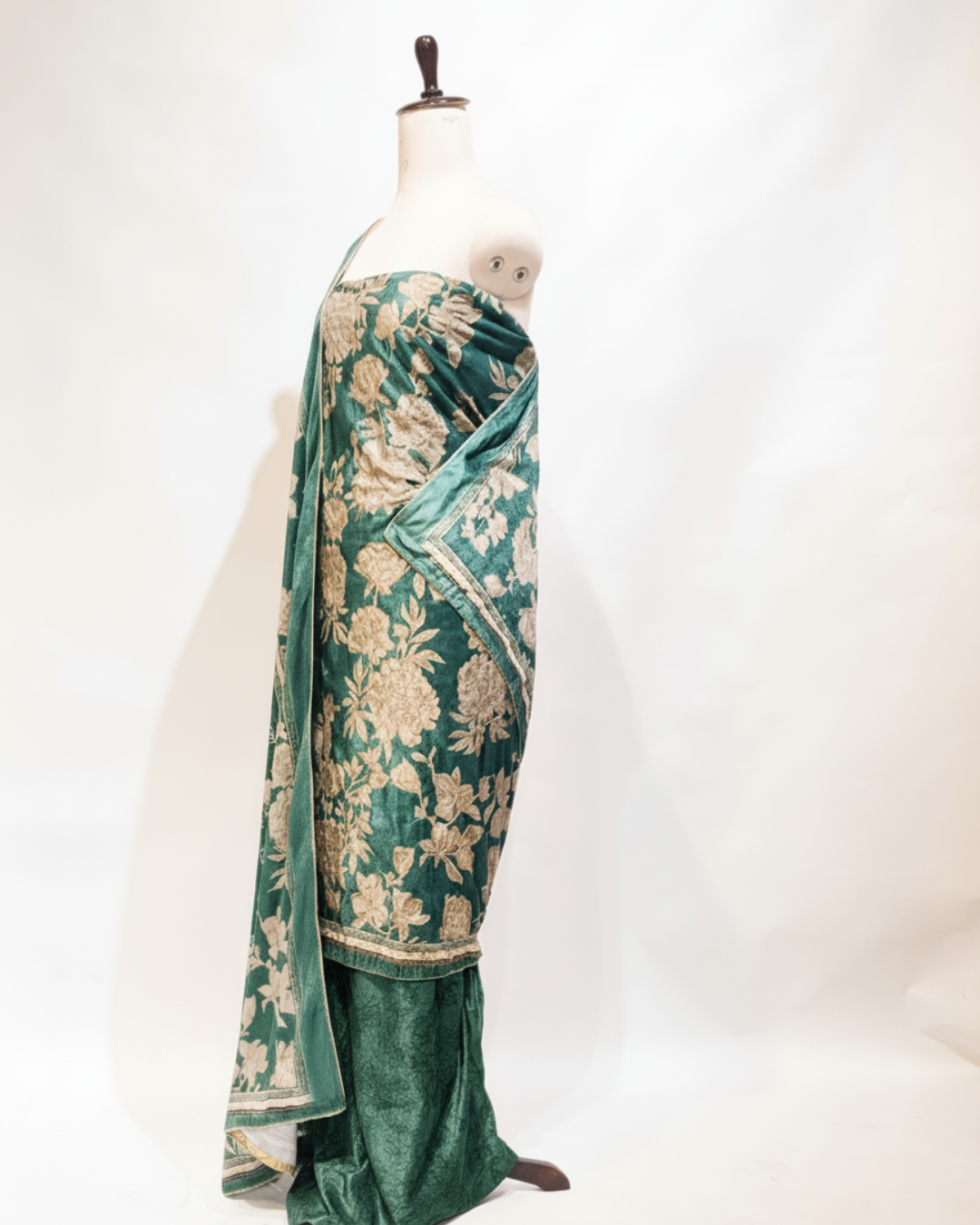 Emerald green velvet unstitched suit